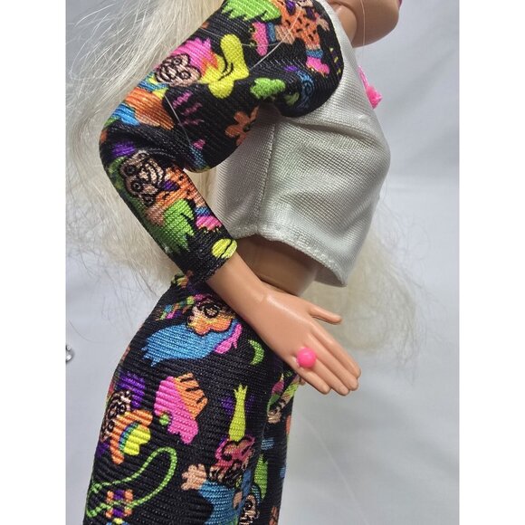 Vintage 1992 Mattel Troll Barbie Doll in Outfit & Earrings - Picture 5 of 11